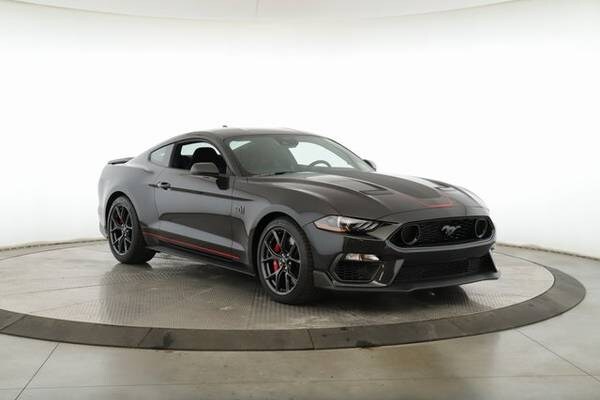 Ford Mustang with VIN: 1FA6P8R01P5499904