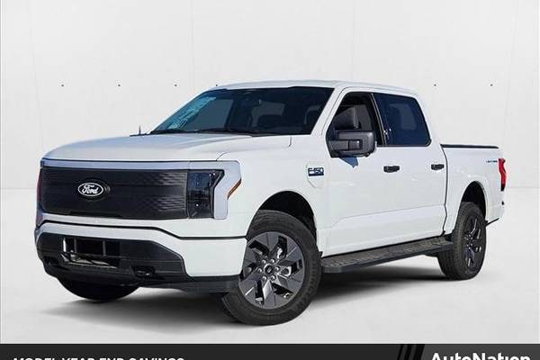 2024 Ford F-150 Lightning XLT  SuperCrew