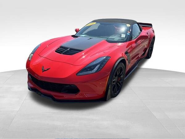 Chevrolet Corvette with VIN: 1G1YU3D68G5605509