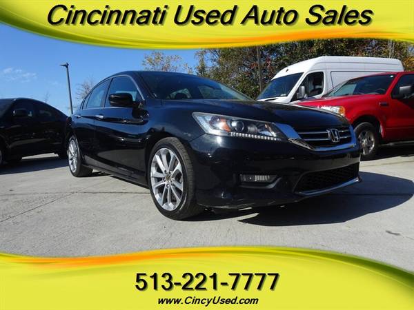 Honda Accord with VIN: 1HGCR2E59FA111587