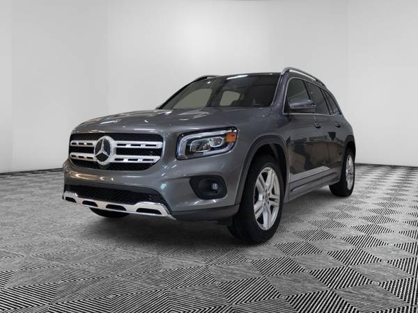 Mercedes-Benz GLB-Class with VIN: W1N4M4HB5NW196873