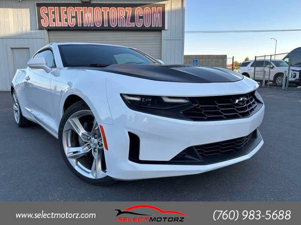 Chevrolet Camaro with VIN: 1G1FF1R71L0115850