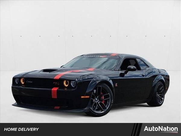 Dodge Challenger with VIN: 2C3CDZFJ7MH542837