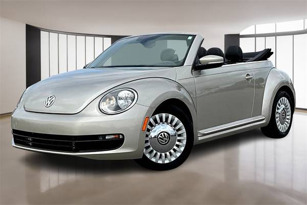 Volkswagen Beetle Convertible with VIN: 3VW507AT7GM809460