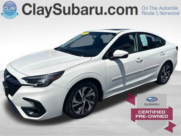 Subaru Legacy with VIN: 4S3BWAF67S3006601
