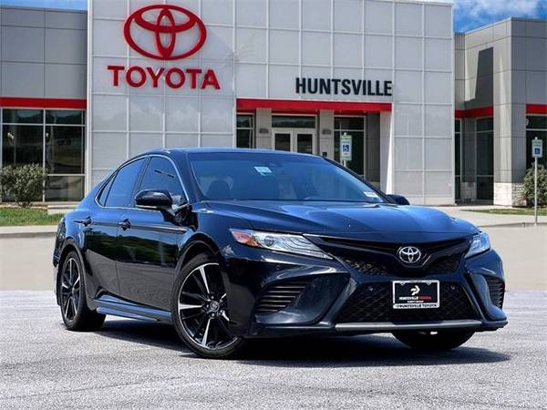 Toyota Camry with VIN: 4T1B61HK5JU528044