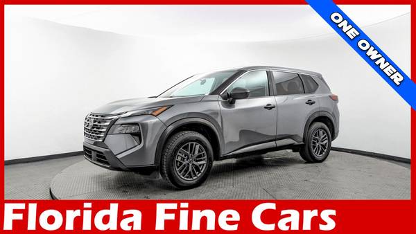 Nissan Rogue with VIN: 5N1BT3AB0RC674478