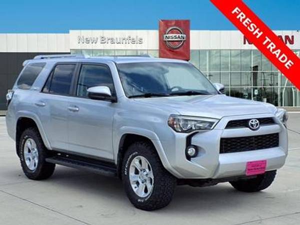Toyota 4Runner with VIN: JTEZU5JR4J5175373