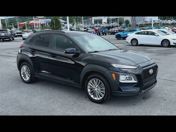 Hyundai Kona with VIN: KM8K2CAAXMU612888