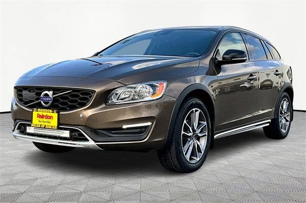 Volvo V60 Cross Country with VIN: YV440MWKXJ2058055