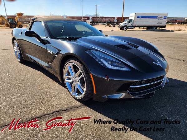 Chevrolet Corvette with VIN: 1G1YF3D77J5105917