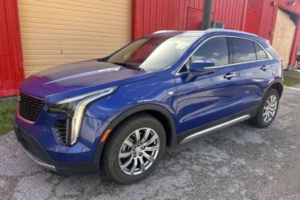 2021 Cadillac XT4 Premium Luxury