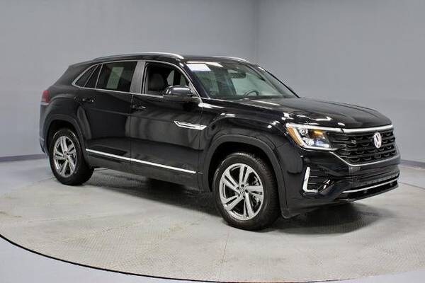 Volkswagen Atlas Cross Sport with VIN: 1V2AE2CA9RC242494