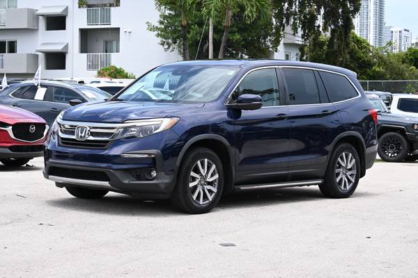 Honda Pilot with VIN: 5FNYF5H52LB005138