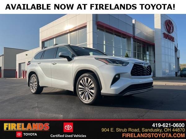 Toyota Highlander with VIN: 5TDFZRBHXNS234724