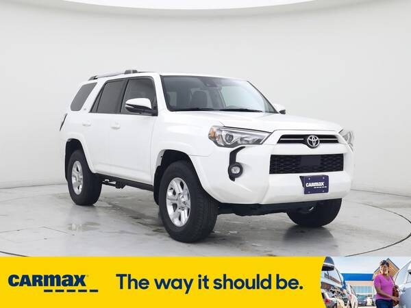 Toyota 4Runner with VIN: JTENU5JR2M5897105