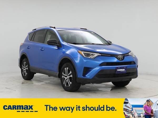 Toyota RAV4 with VIN: JTMBFREV3JJ198598