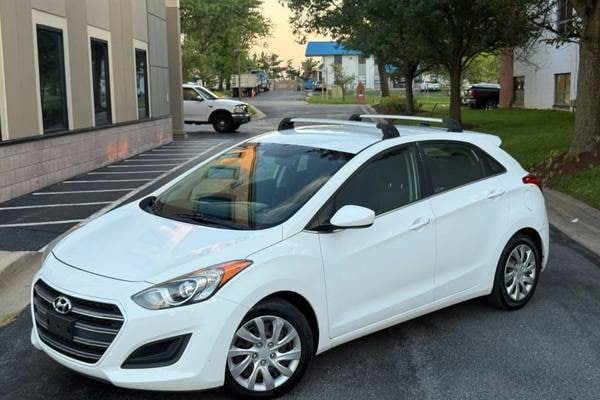 2016 Hyundai Elantra GT Base Hatchback