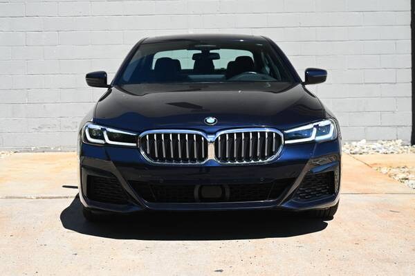 BMW 5 Series with VIN: WBA13BJ06NCK25984