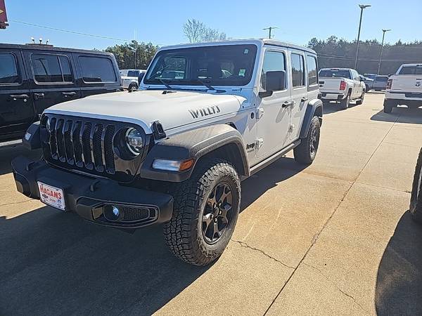 Jeep Wrangler with VIN: 1C4HJXDN2MW586928