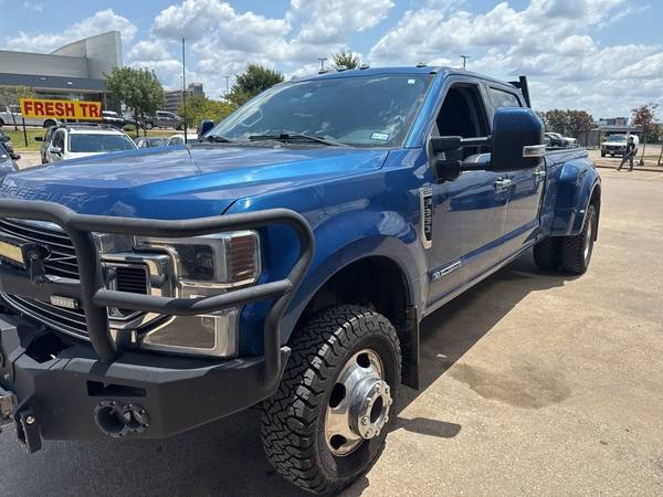 Ford F-350 Super Duty with VIN: 1FT8W3DT8NED32379