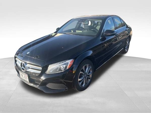 Mercedes-Benz C-Class with VIN: 55SWF4KB6GU117302