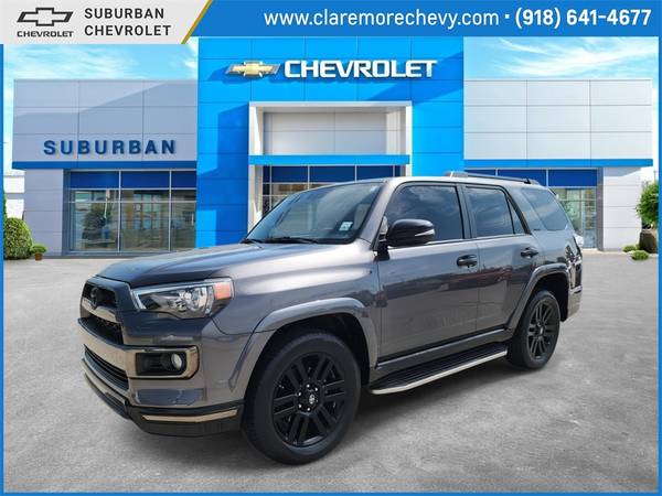 Toyota 4Runner with VIN: JTEBU5JR8K5692596