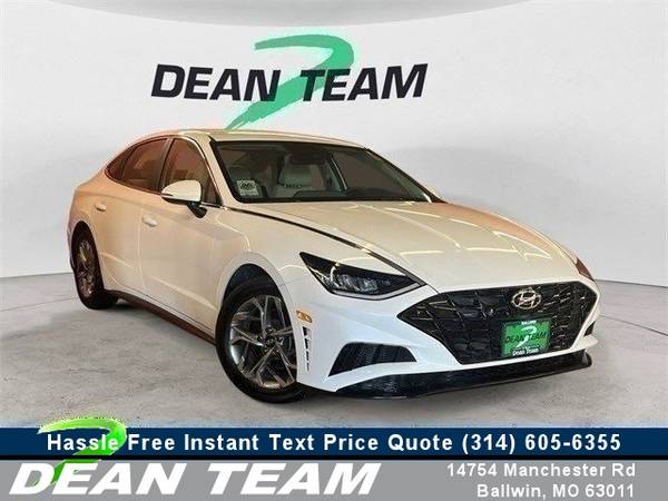 Hyundai Sonata with VIN: KMHL64JA0NA237028