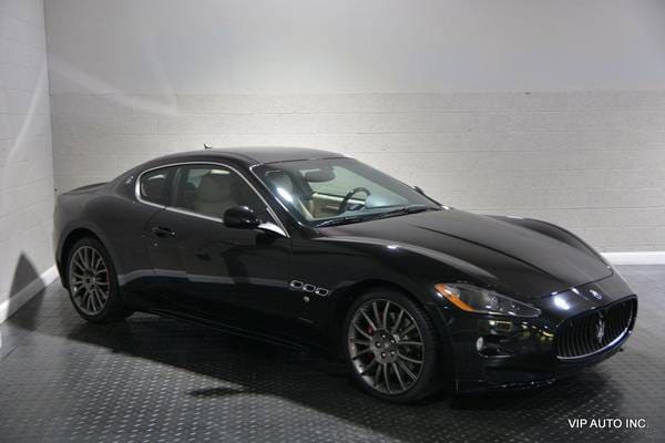 2011 Maserati GranTurismo S Automatic Coupe