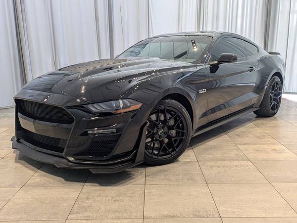 Ford Mustang with VIN: 1FA6P8CF6J5185430