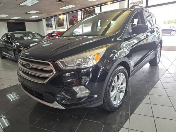Ford Escape with VIN: 1FMCU9GD4HUE89078