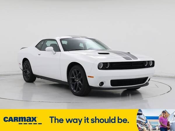 Dodge Challenger with VIN: 2C3CDZAG9PH650148