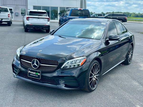Mercedes-Benz C-Class with VIN: 55SWF8EB9KU315285