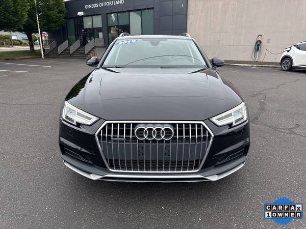 Audi A4 allroad with VIN: WA18NAF4XKA109528