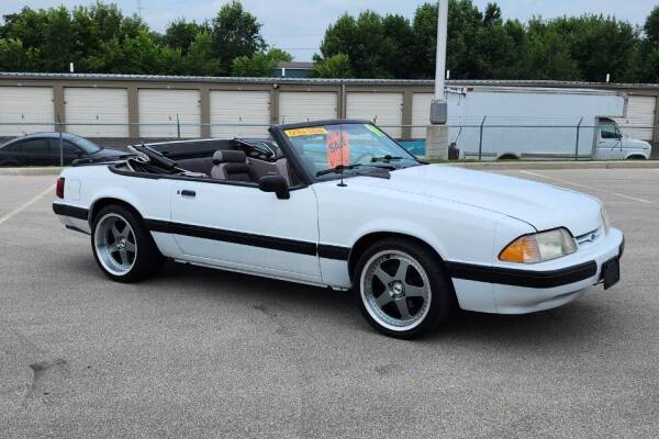 1990 Ford Mustang