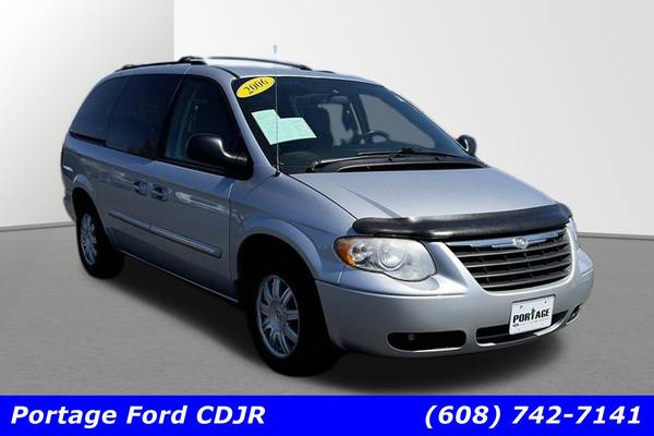 2006 Chrysler Town and Country Touring