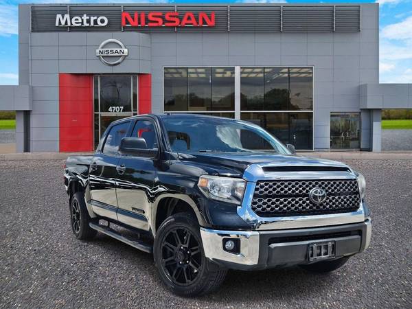 Toyota Tundra with VIN: 5TFEM5F12JX126098