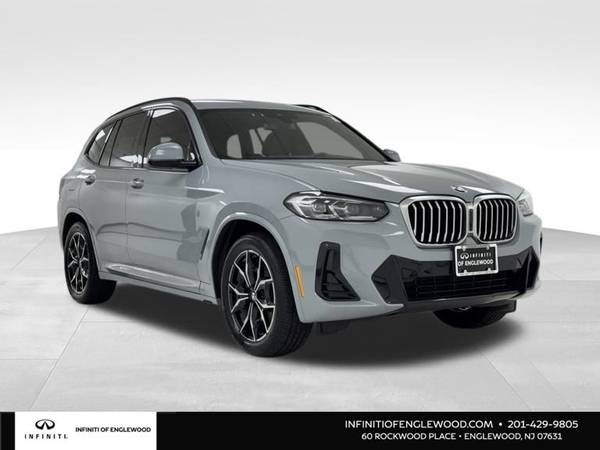 BMW X3 with VIN: 5UX53DP01N9M35976