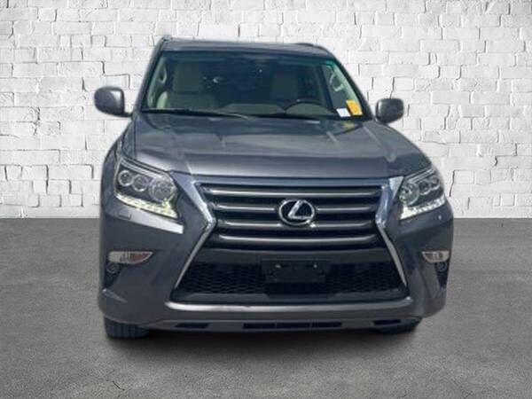 Lexus GX 460 with VIN: JTJJM7FX2F5105878