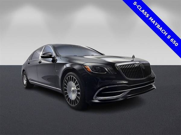 Mercedes-Benz Maybach with VIN: WDDUX8AB4KA467145