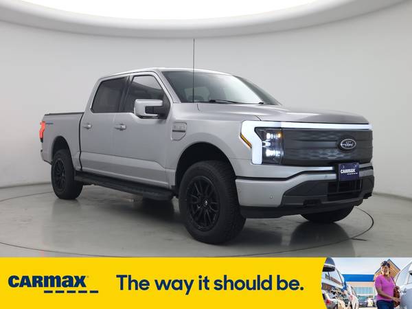 Ford F-150 Lightning with VIN: 1FT6W1EV0NWG10357