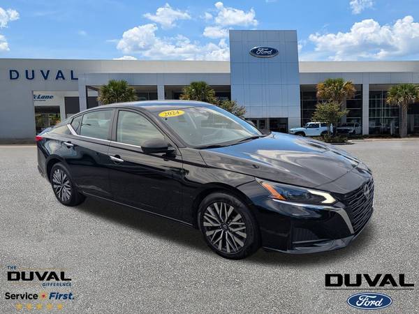 Nissan Altima with VIN: 1N4BL4DV8RN305118