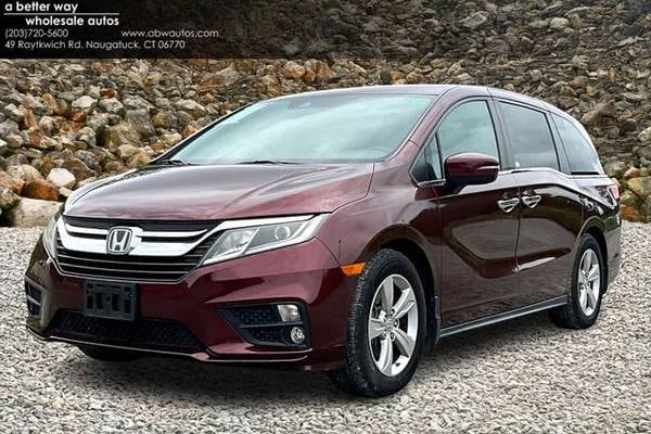 Honda Odyssey with VIN: 5FNRL6H53JB094380