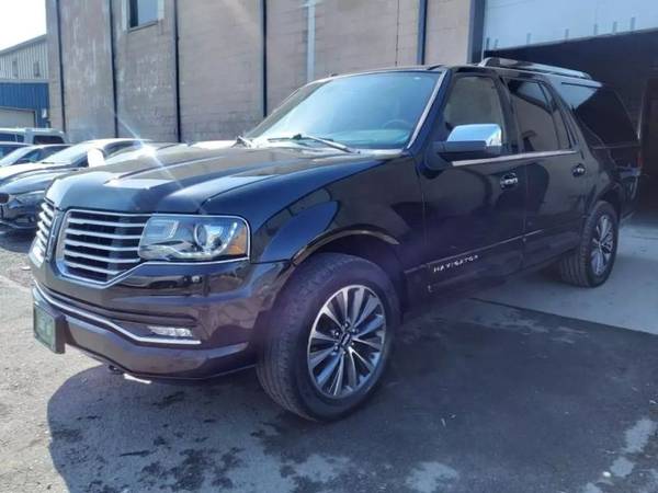 Lincoln Navigator with VIN: 5LMJJ3JT2FEJ07874