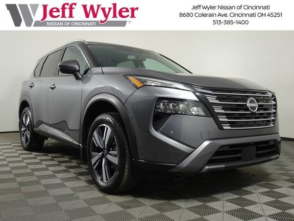 Nissan Rogue with VIN: 5N1BT3CB0RC688863