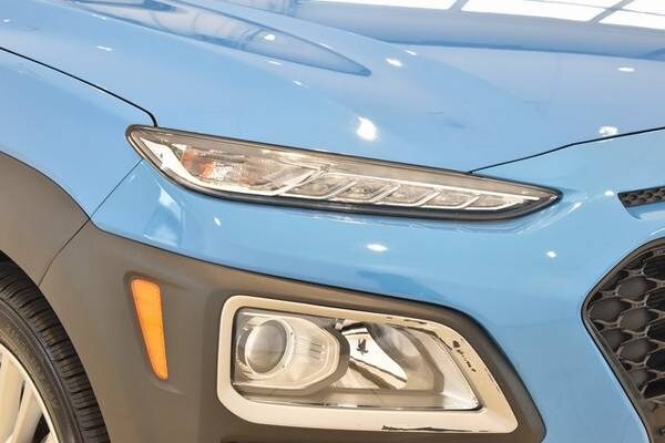 Hyundai Kona with VIN: KM8K2CAAXKU337973