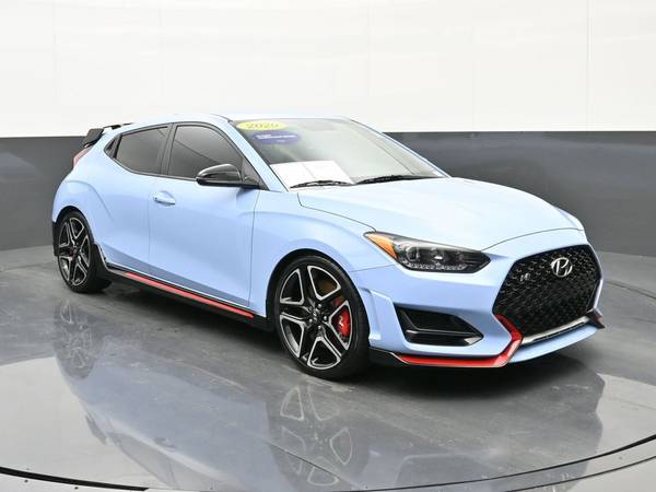 Hyundai Veloster with VIN: KMHT36AH1LU004725