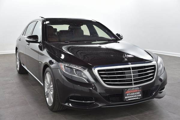 Mercedes-Benz S-Class with VIN: WDDUG8CB6EA008281