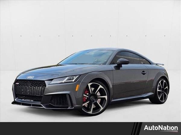 Audi TT RS with VIN: WUACSAFV6J1900710