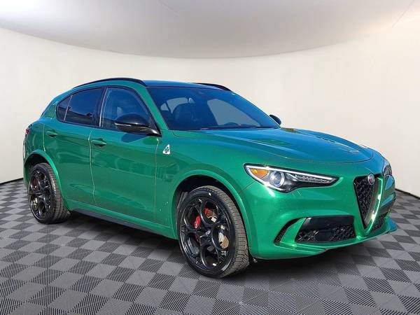 Alfa Romeo Stelvio with VIN: ZASPAKEV9N7D38353